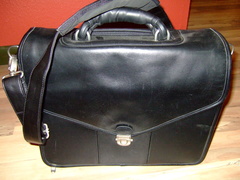 Targus CPLC1 Leather Laptop Bag